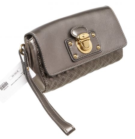 Wristlet